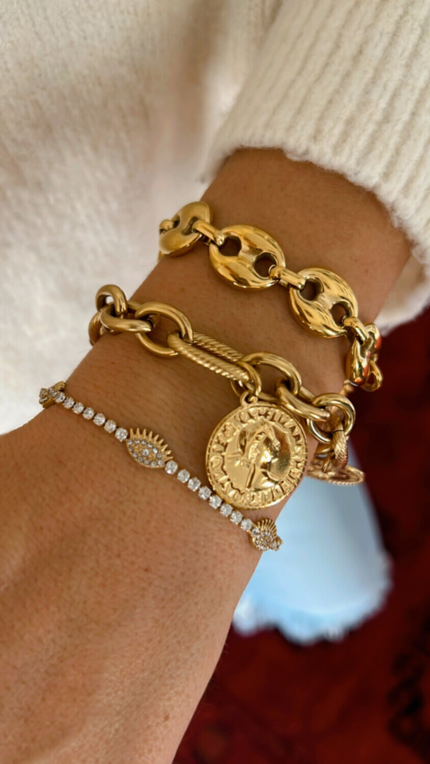 {"eId":"1436255893992161","CameraPosition":1}